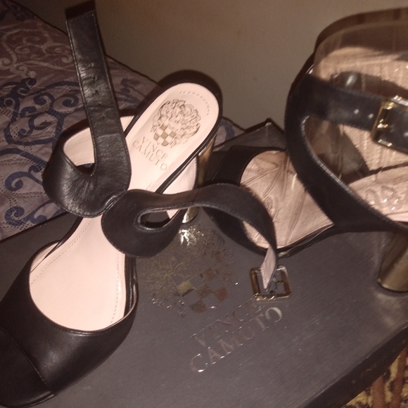 Shoes - Picture 3 of 3